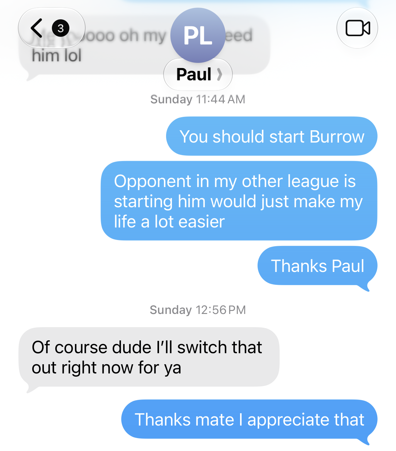 Text conversation in which Nic asks Paul to start Joe Burrow.